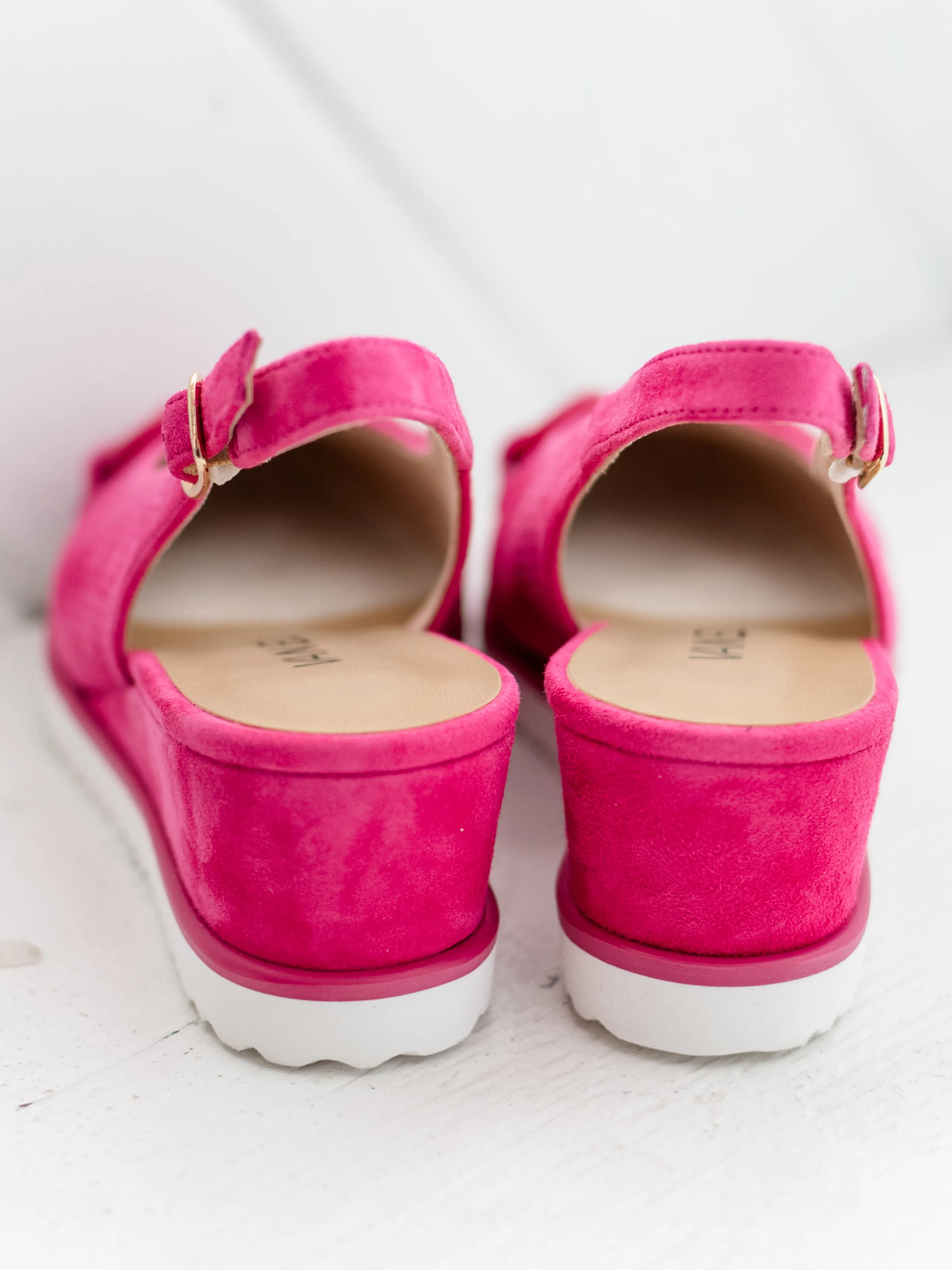 Dabry Fuchsia by Vaneli